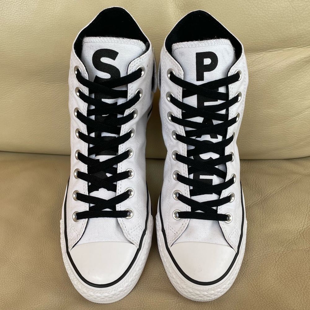 Converse, Unisex, CTAS Hi White/Black Seek Peace Series
NWT, size 9.5.